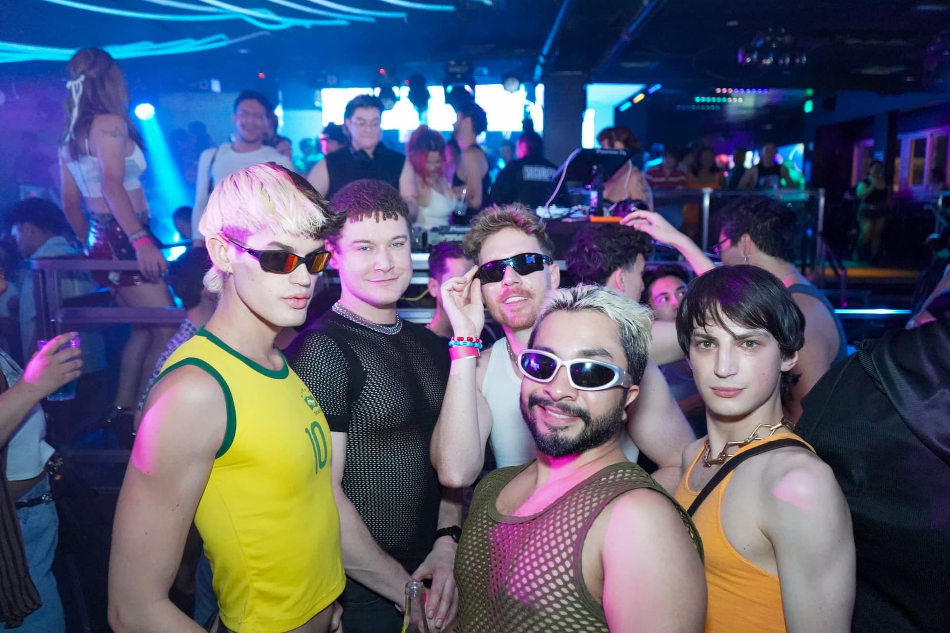 QUEEN OUT RETURNS - QUEEN OUT x HYPER x DIRTY POP at The Cafe, San Francisco — photo 15 of 39