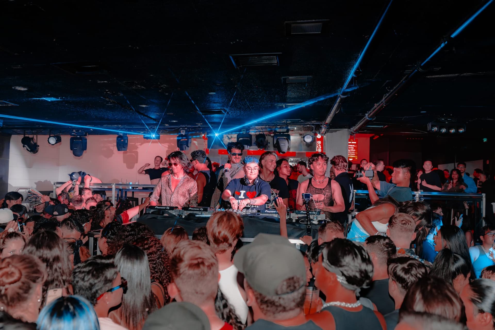 QUEEN OUT 8 with Only Fire, Louie El Ser, & MAMA SAN at The Cafe, San Francisco — photo 27 of 58